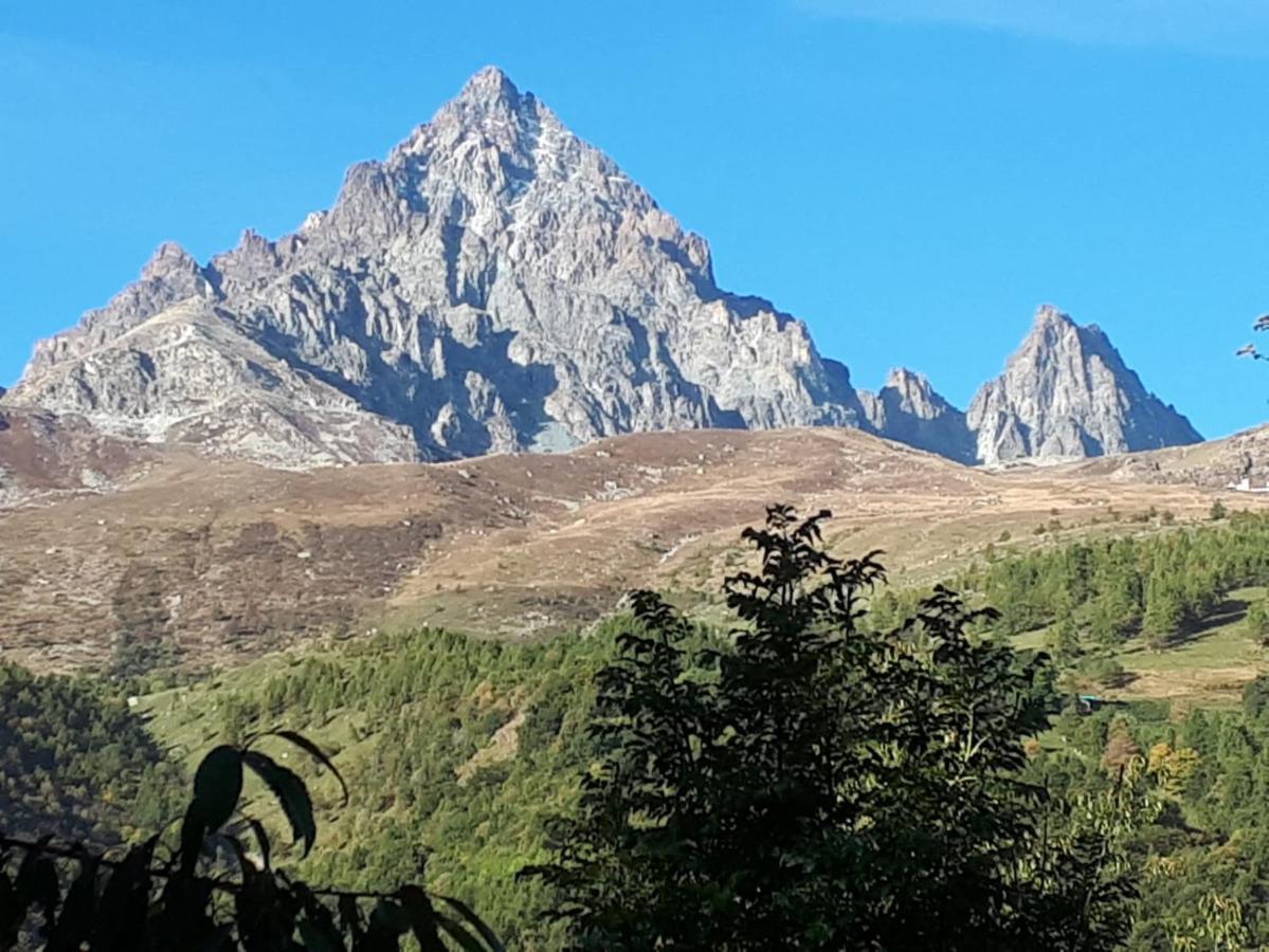 דירות קריסולו La Finestra Sul Monviso מראה חיצוני תמונה